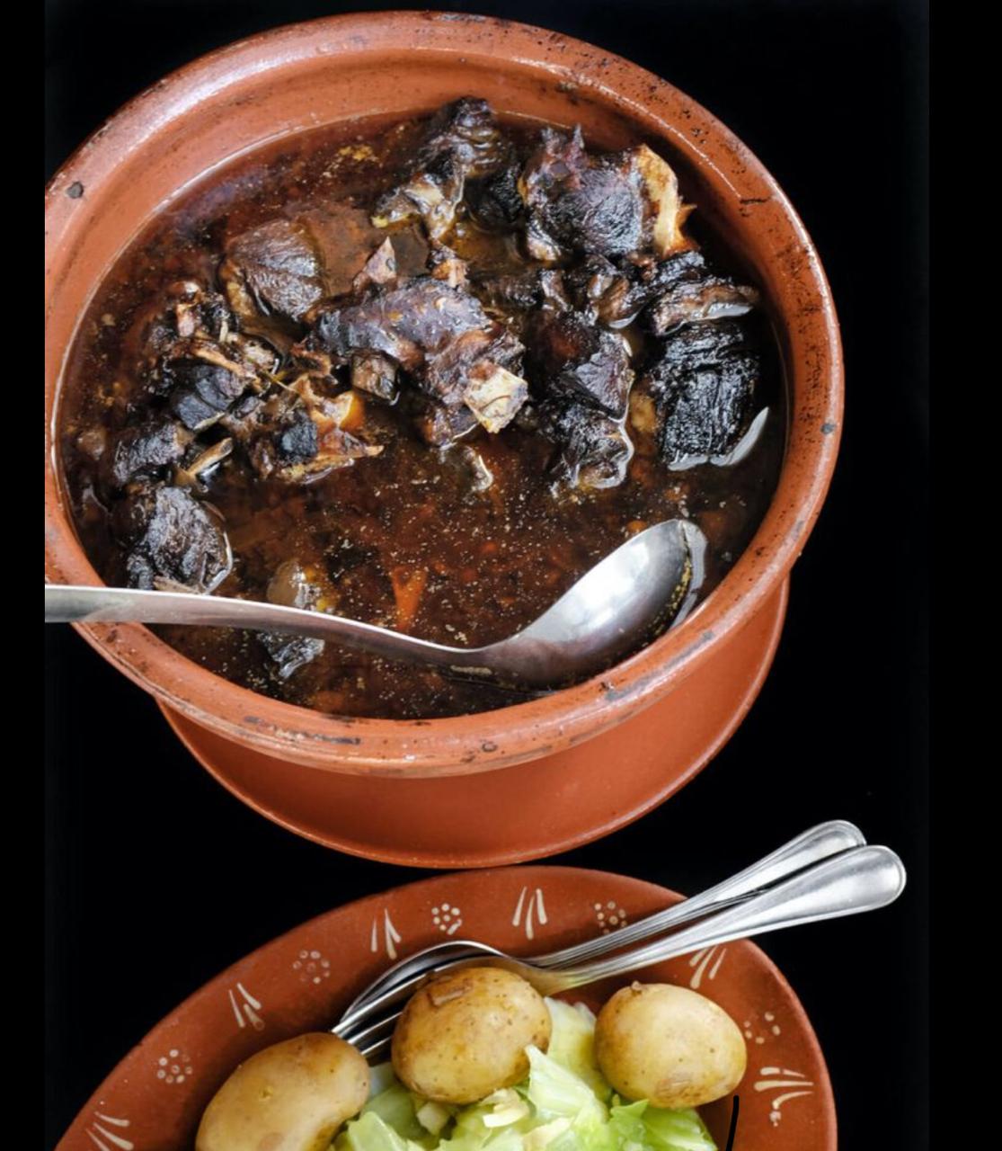 Cabrito panela de barro
